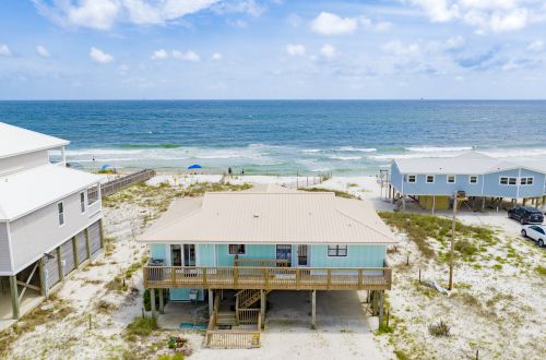 Driftwood Inn