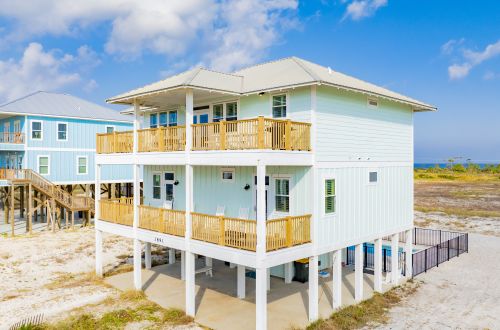 Maison by the Sea